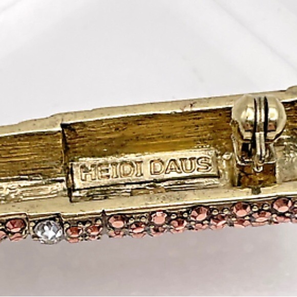 New Heidi Daus Lipstick Brooch with Genuine Swarovski Crystals - Picture 9 of 12